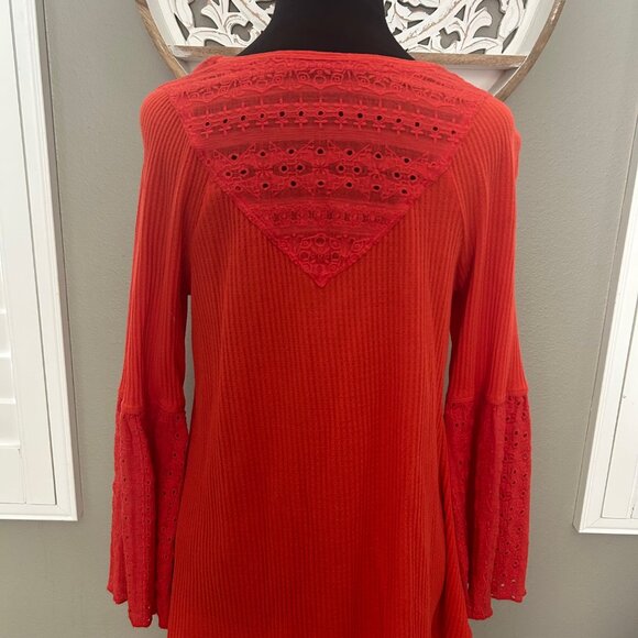 Free People Shirt Parisian Nights Blouse Bell Sleeve Top Vermillion SZ Small - Picture 5 of 7
